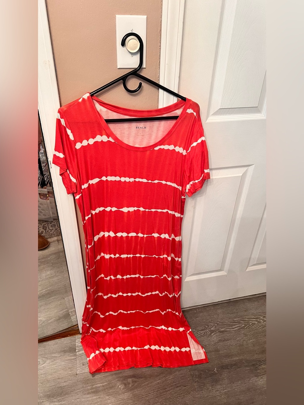 BeachRed Women's Red Tie-Dye Short Sleeve Dress Top
